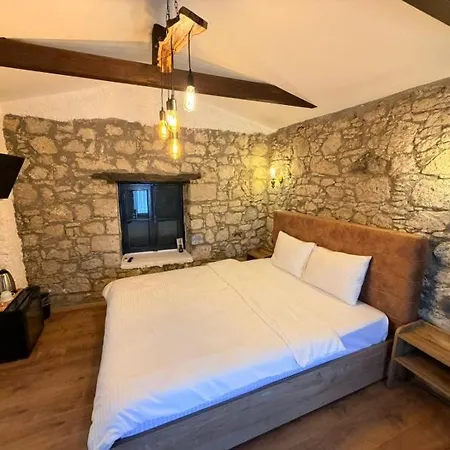 Baba Evi Hotel Alaçatı