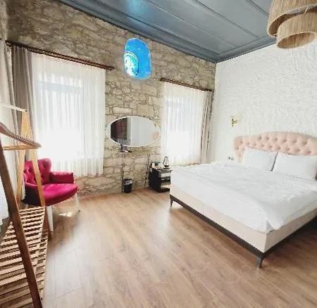 Baba Evi فندق ألاتشاتي