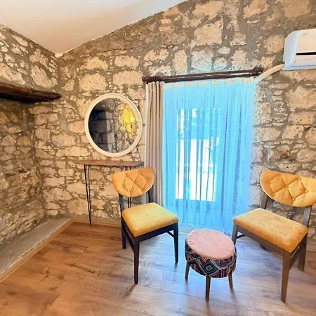 Baba Evi * ألاتشاتي